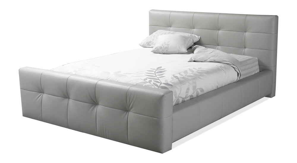 Denmark 422 Leather Bed