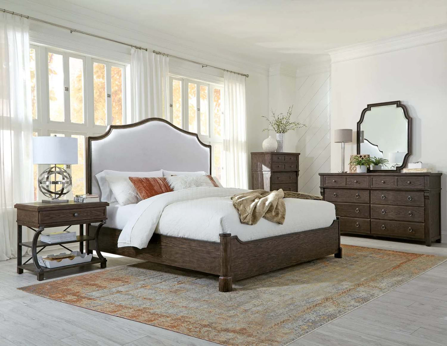 Hekman Queen Bed